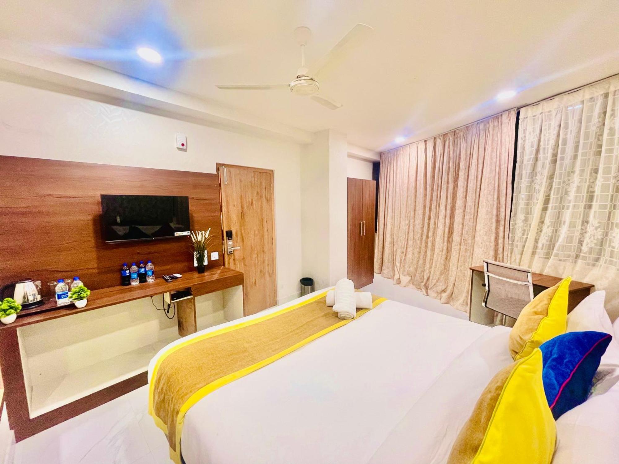 Hotel Eagle Grand Hyderabad Airport Zone 商沙巴 外观 照片