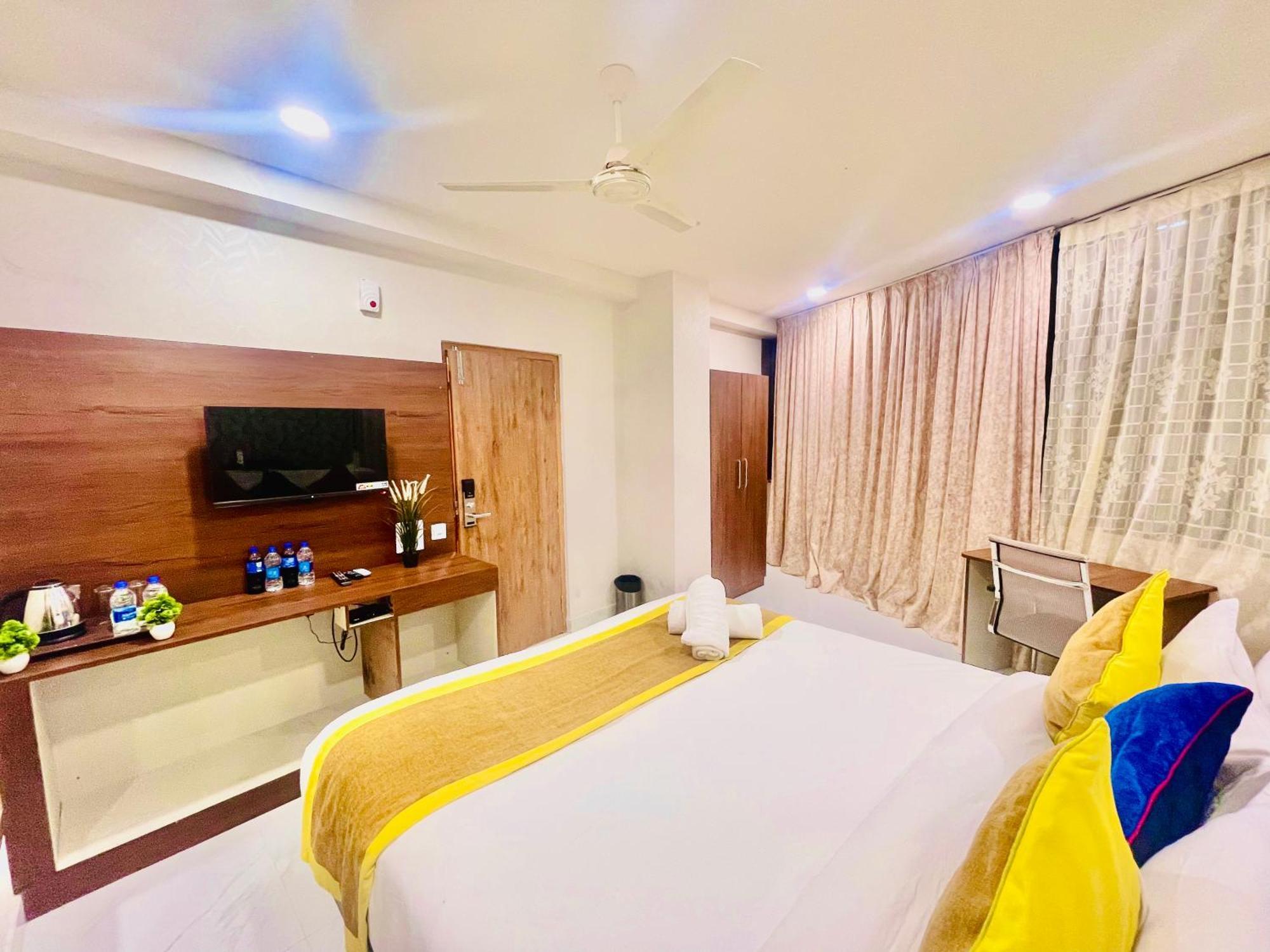 Hotel Eagle Grand Hyderabad Airport Zone 商沙巴 外观 照片
