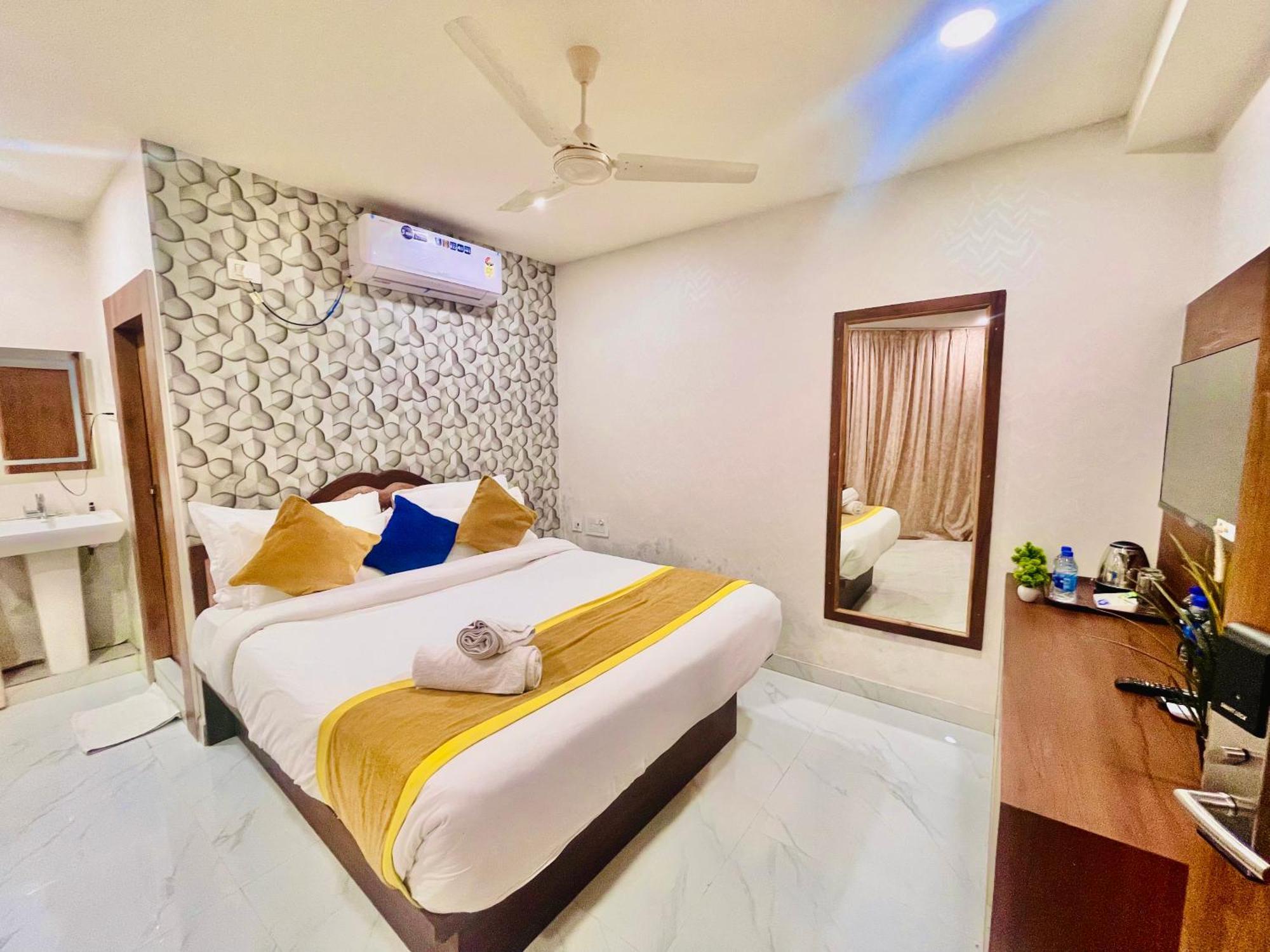 Hotel Eagle Grand Hyderabad Airport Zone 商沙巴 外观 照片